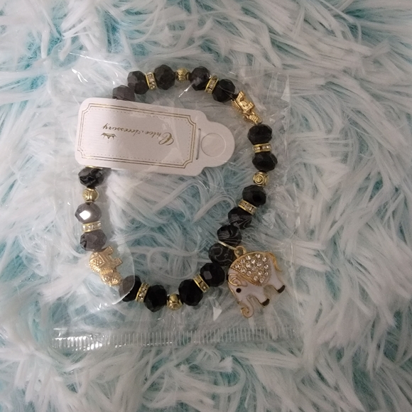 Beaded braclets - Picture 4 of 4